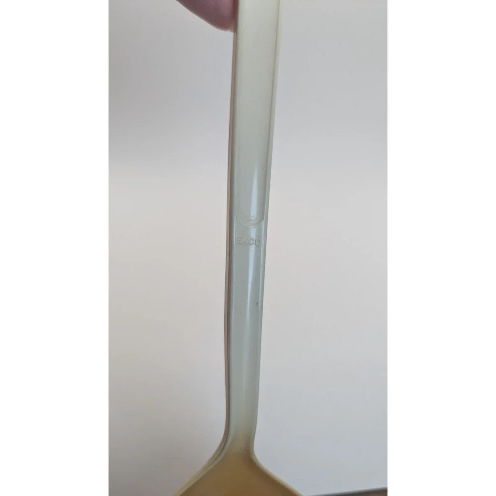 Vintage EKCO Nylon Soup‎ Ladle Cream  Dishwasher Safe Hong Kong Kitchenware